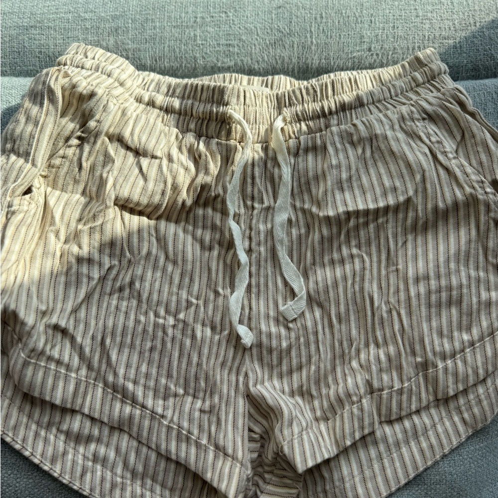 Billabong Cream and Tan Striped Women’s Athletic Shorts